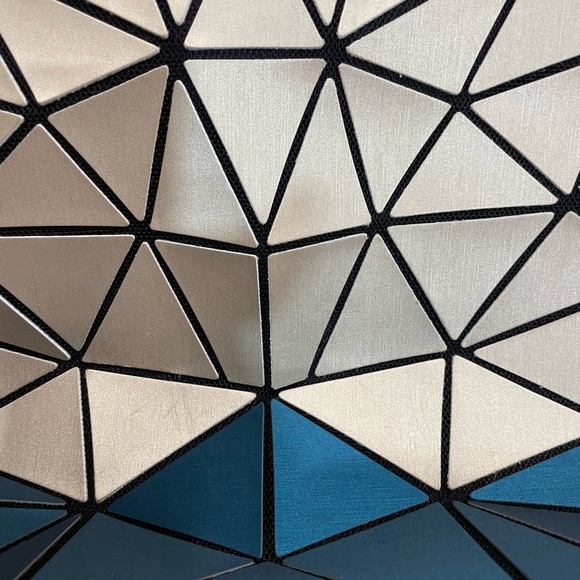 Patrizia Luca Geometric Crossbody Purse - Picture 3 of 4